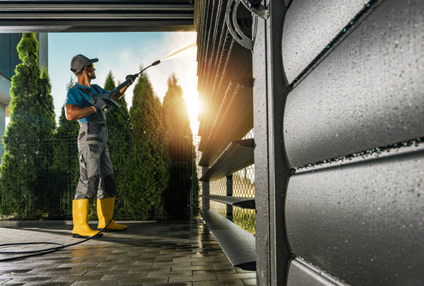 Best House Pressure Washing  in Lyndonville, VT